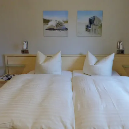 Am Schmachter بينز